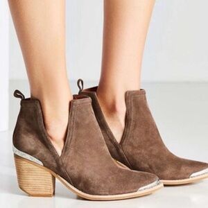 Jeffrey Campbell Taupe Suede Ankle Booties w metal toe details